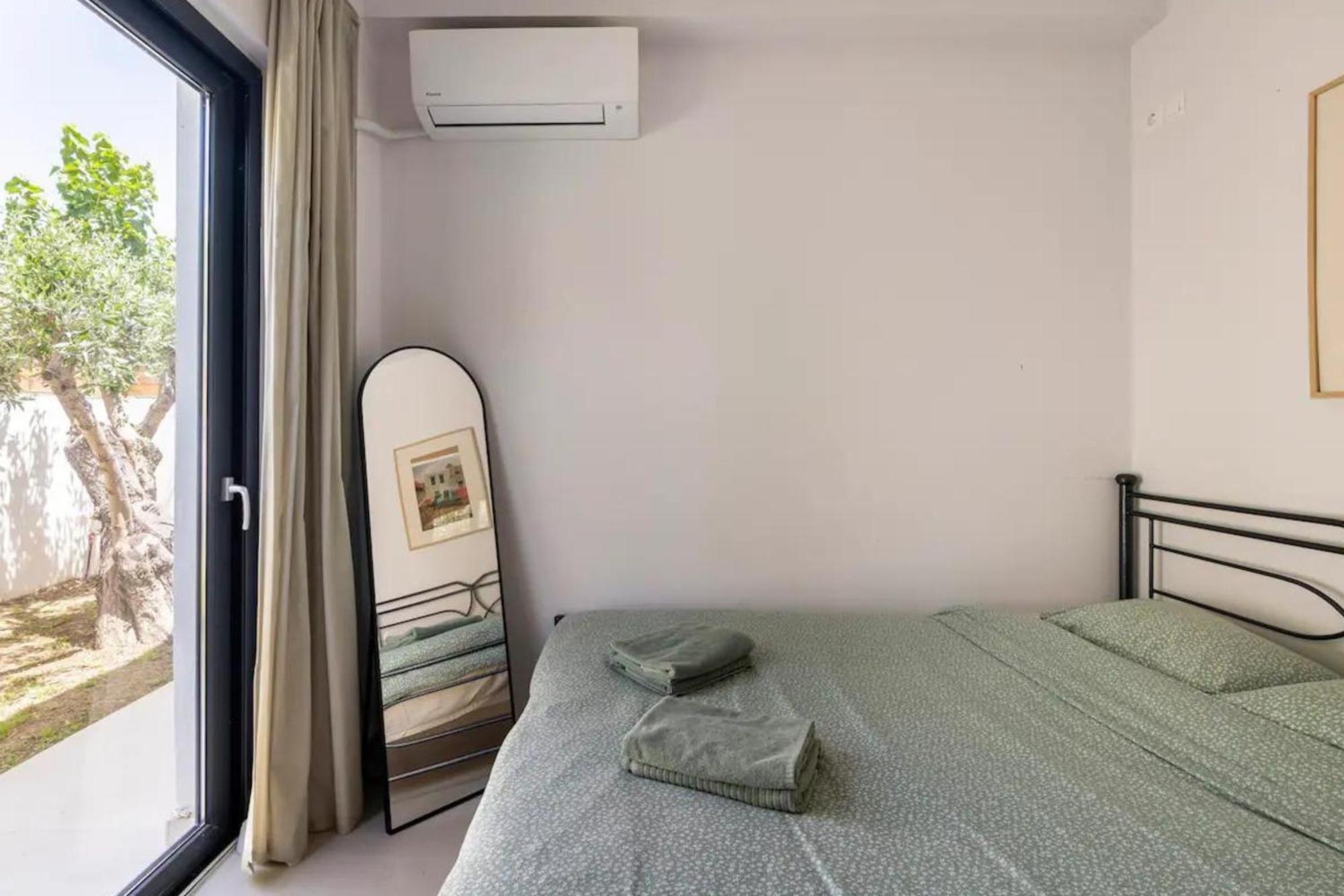 Villa Kala Loutraki - Private Pool & Sauna I Beach Екстериор снимка