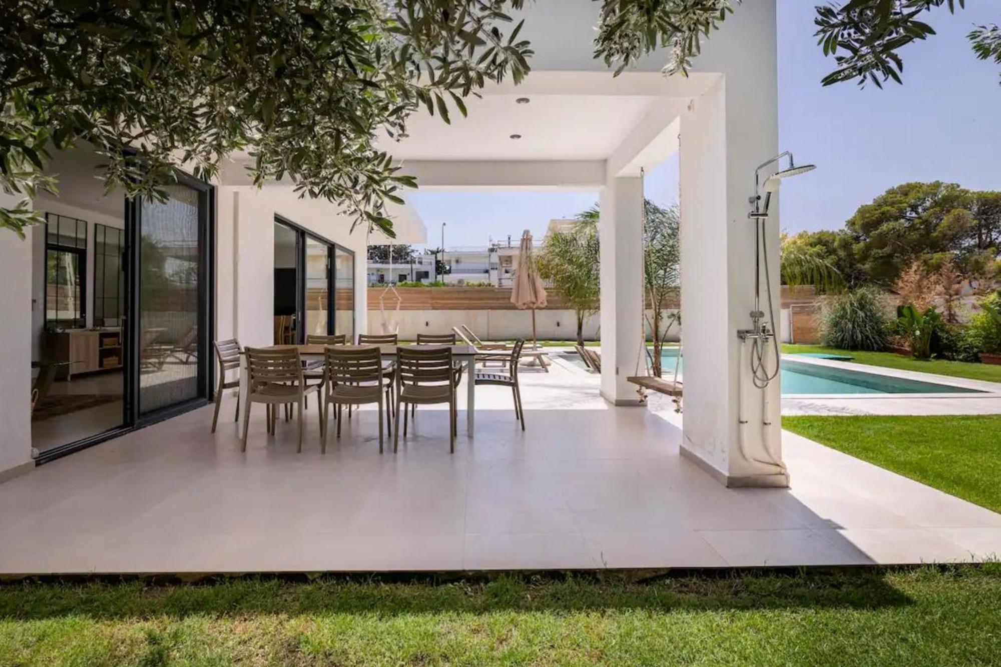 Villa Kala Loutraki - Private Pool & Sauna I Beach Екстериор снимка