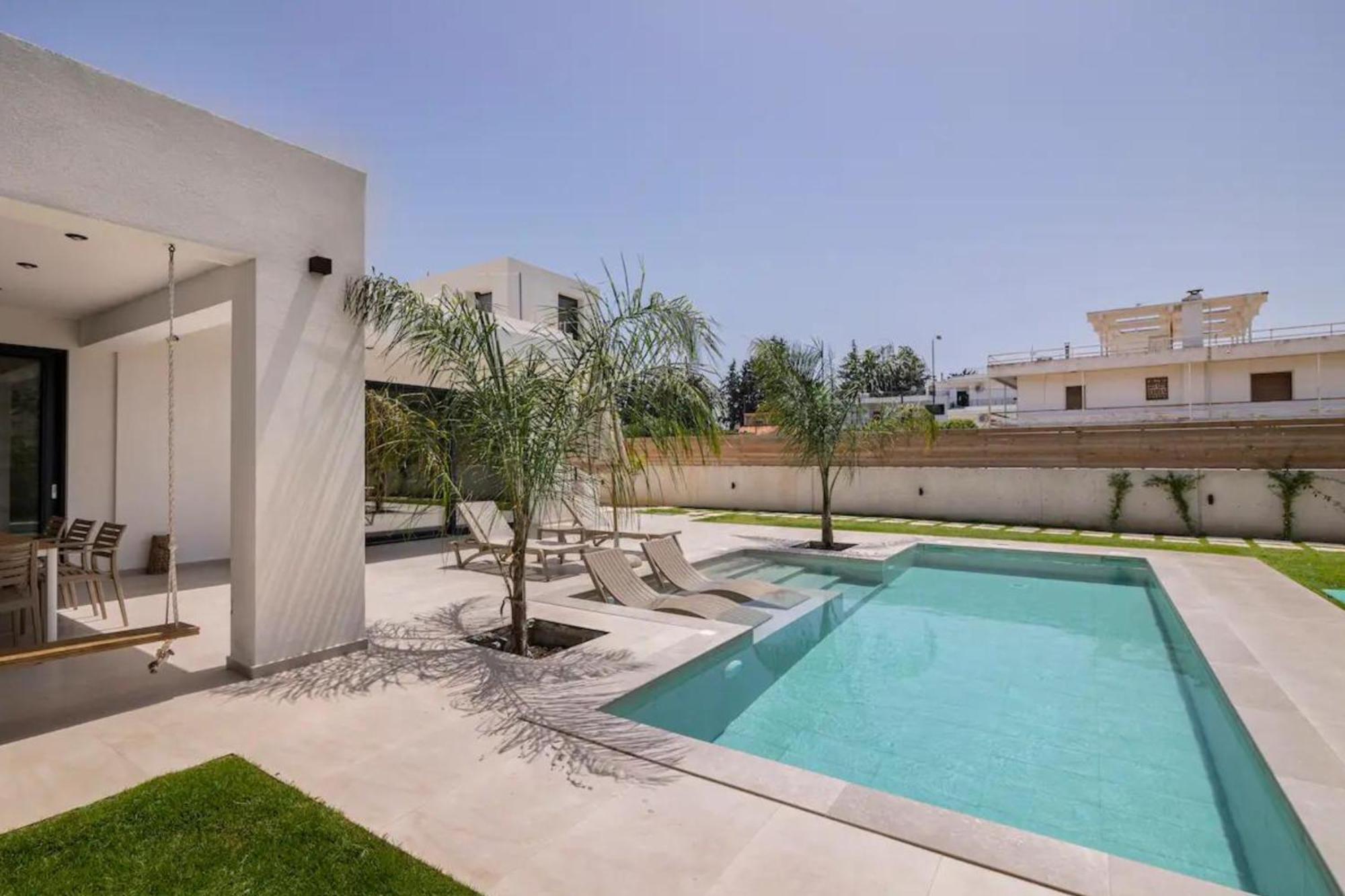 Villa Kala Loutraki - Private Pool & Sauna I Beach Екстериор снимка