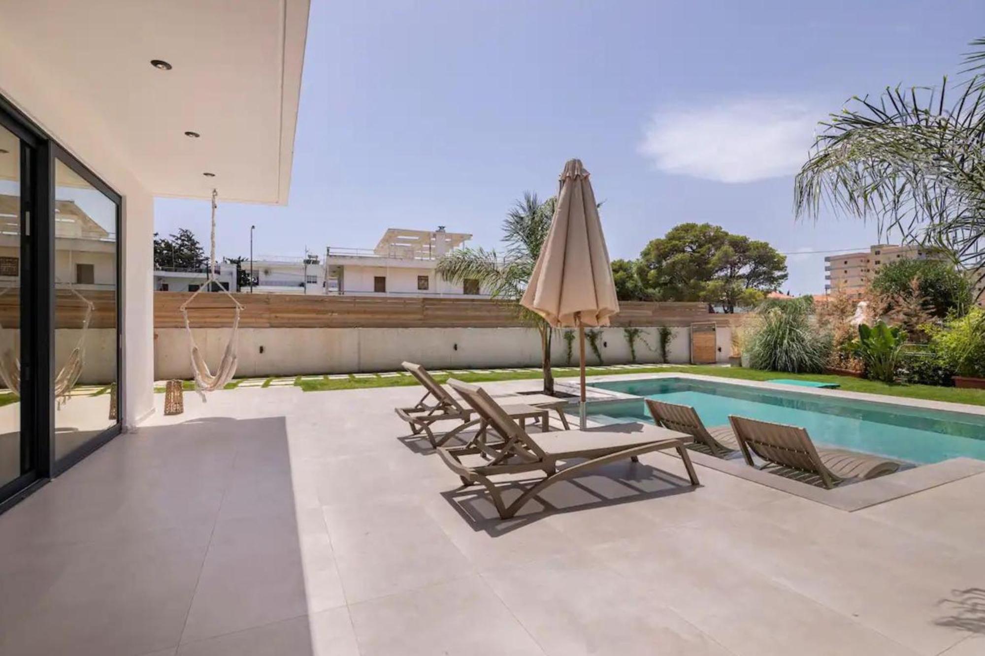 Villa Kala Loutraki - Private Pool & Sauna I Beach Екстериор снимка